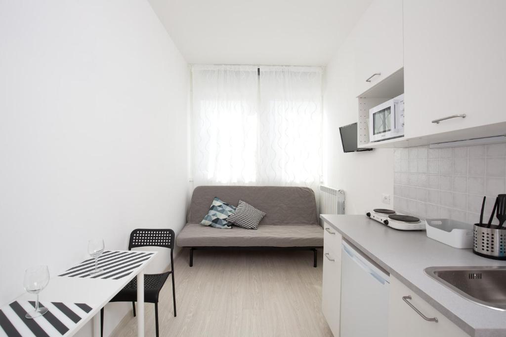 Rimini Youth Apartment room 6